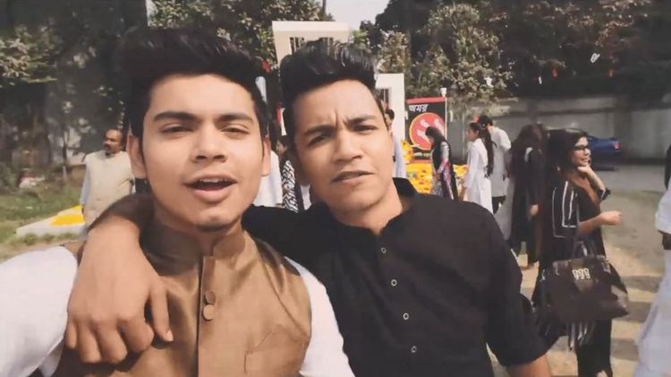 Ispahani Mirzapore Tea TVC: Ispahani Mirzapore BanglaBid TVC - Shaheed Minar, February 2017